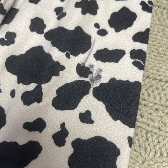 Toddler cow print outfit bundle size SX - Picture 6 of 9